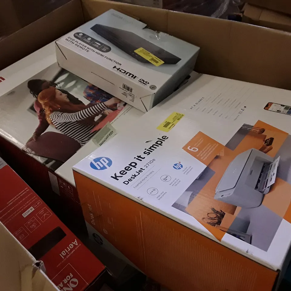 BOX OF ASSORTED ELECTRONIC PRODUCTS INCLUDING HP DESKJET, CANON PIXMA PRINTER, BLUETOOTH RADIOS, KEYBOARD