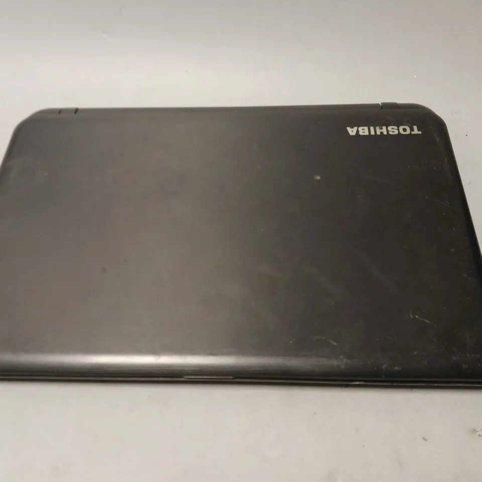 UNBOXED TOSHIBA SATELLITE C50D LAPTOP 