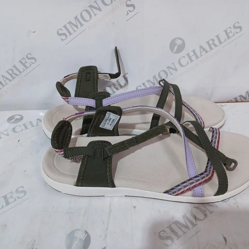 REGATTA SANDALS - UK 7