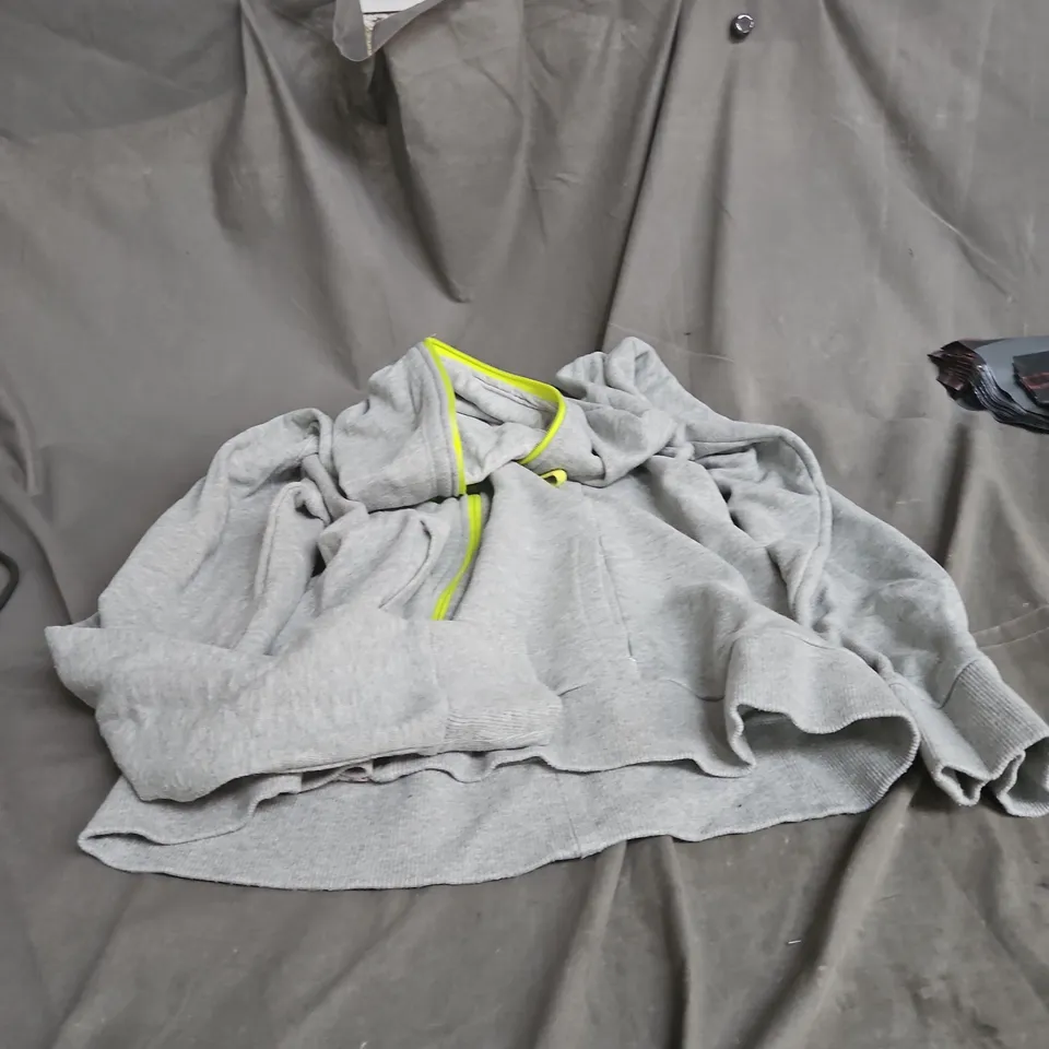 BOX OF APPROXIMATELY 25 ASSORTED CLOTHING ITEMS INCLUDING GREY HOODIE , FANCY DRESS BRA AND BLACK LEG WARMERS 