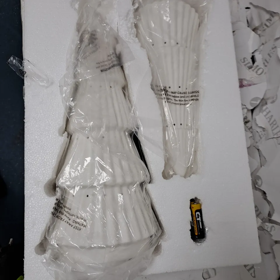 OUTLET K BY KELLY HOPPEN SET OF 2 LIGHT UP ORNAMENTS - TREES