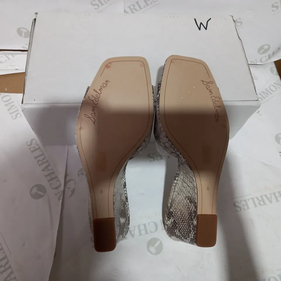 BOXED PAIR OF - SIZE 