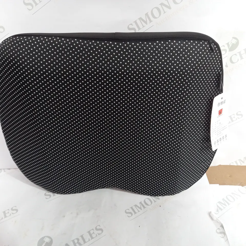 MEMORY FOAM SEAT CUSHION 