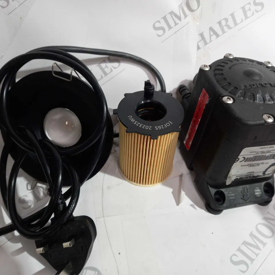 LOT OF ASSORTED ITEMS TO INCLUDE LED LAMP , FILTERS , AND PUMP