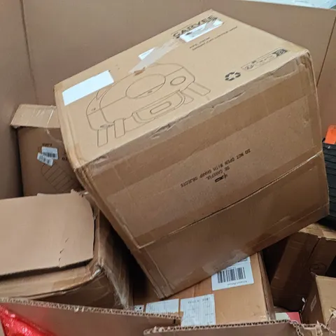 PALLET OF ASSORTED HOUSEHOLD GOODS AND PRODUCTS TO INCLUDE;SMART CAT LITTER BOX, SLEEPING BAG, PHOTO FRAME