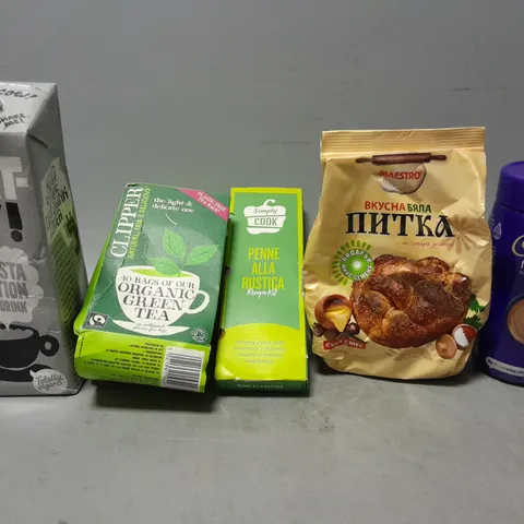 TOTE OF APPROXIMATELY 7 ASSORTED FOOD ITEMS TO INCLUDE -CADBURYS HOT CHOCOALTE POWDER , DORGANIC GREEN TEA ETC