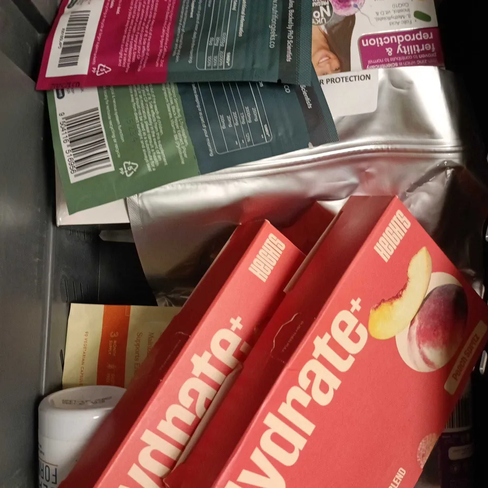 APPROXIAMTELY 15 ASSORTED HEALTH PRODUCTS TO INCLUDE PREGNACARE, NUTRITION GEEKS, FERTILITY SUPPORT ETC