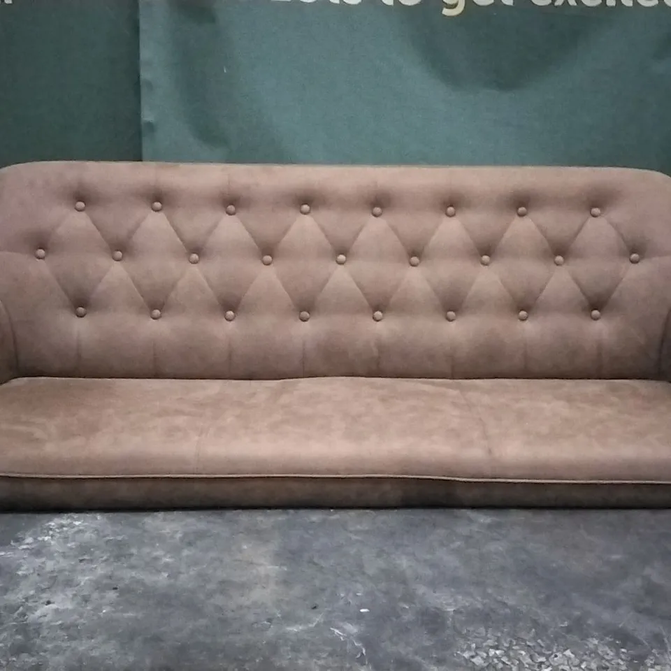 DESIGNER TAN LEATHER BUTTONBACK BENCH