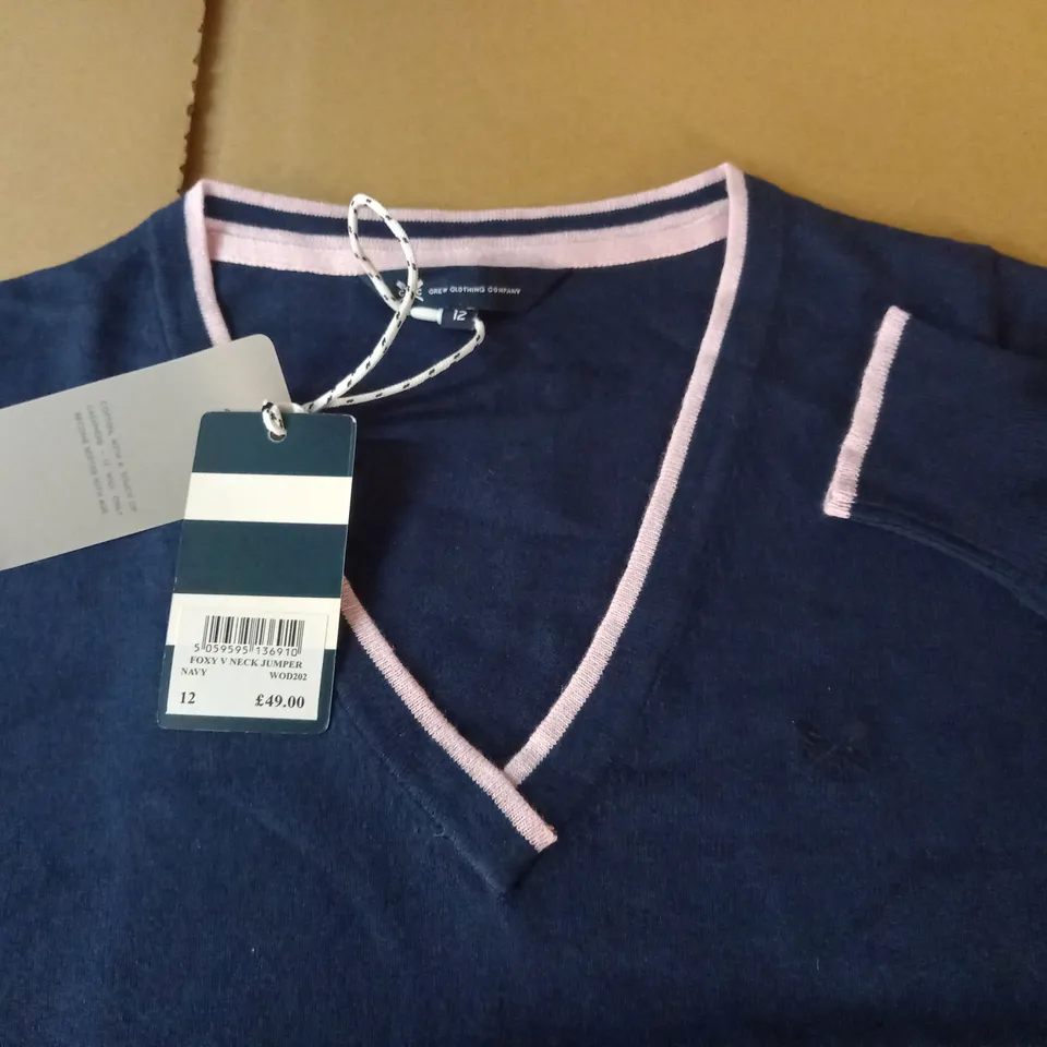 CREW CLOTHING FOXY V-NECK JUMPER - 12