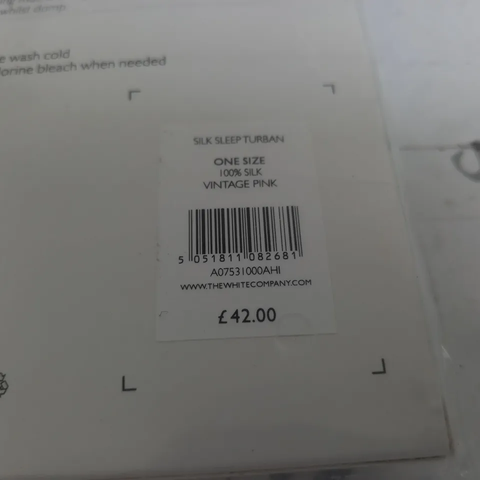 BOXED THE WHITE COMPANY SILK SLEEP TURBAN IN VINTAGE PINK