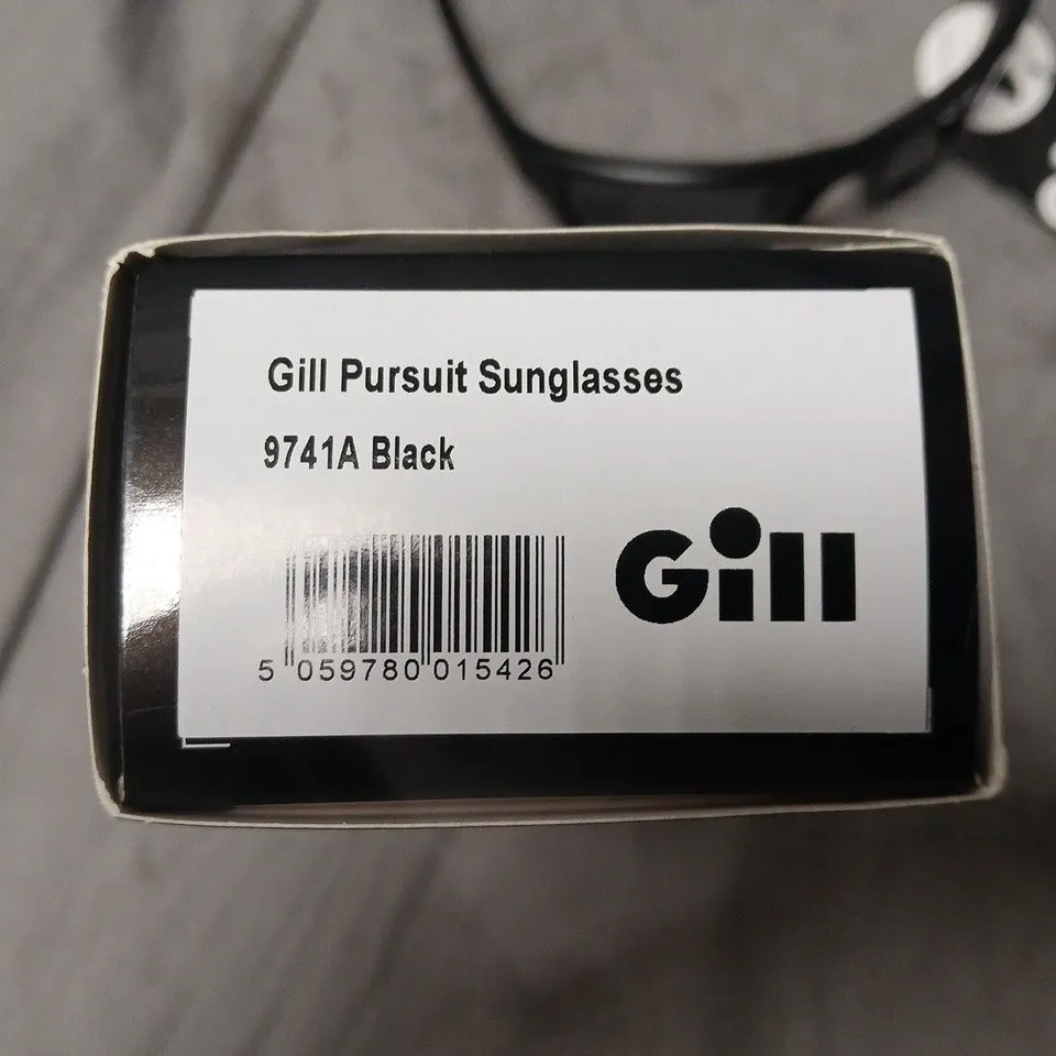 BOXED GILL PURSUIT SUNGLASSES 9741A BLACK