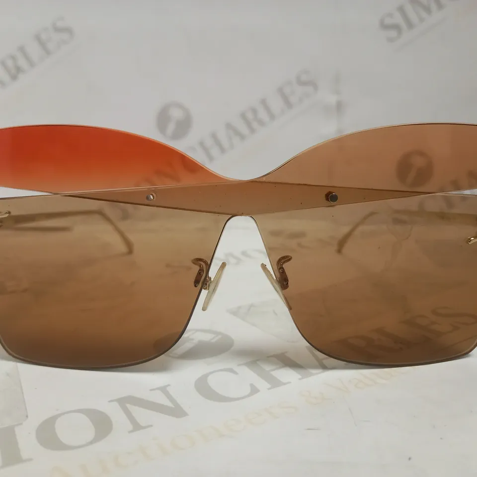 FENDI-STYLE SUNGLASSES