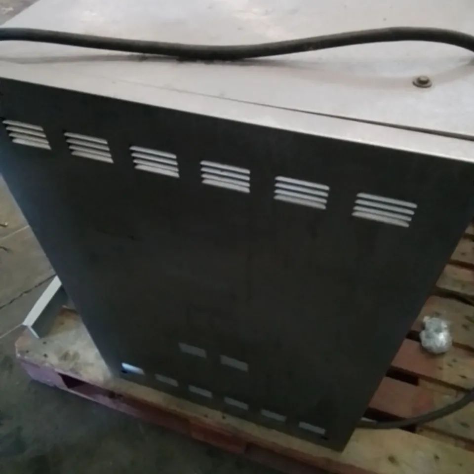 UBERT RT-306 ROTISSERIE OVEN 