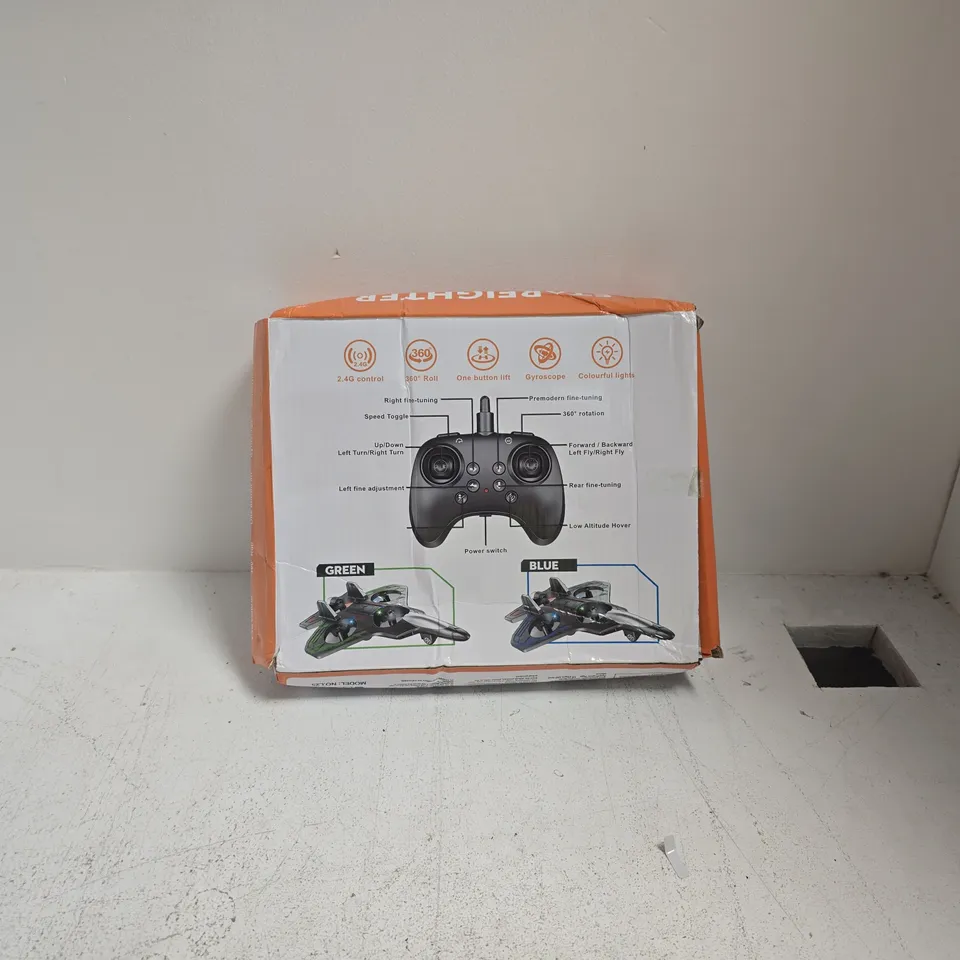 STARFIGHTER REMOTE CONTROL TOY – BOXED 