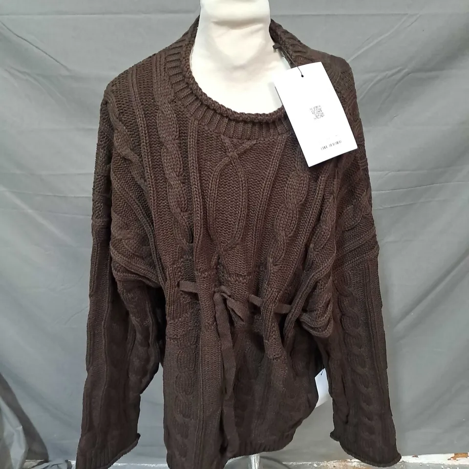 SEEKERS RIBBON CABLE KNIT SWEATER IN BROWN - XL