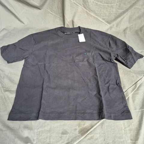 HOLLISTER HEAVYWEIGHT BOXY CROP FIT TEE IN WASHED BLACK SIZE S