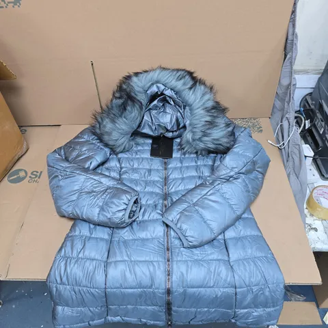 19V69 ITALIA LONG QUILTED PUFFER JACKET – XXL, JEANS BLUE