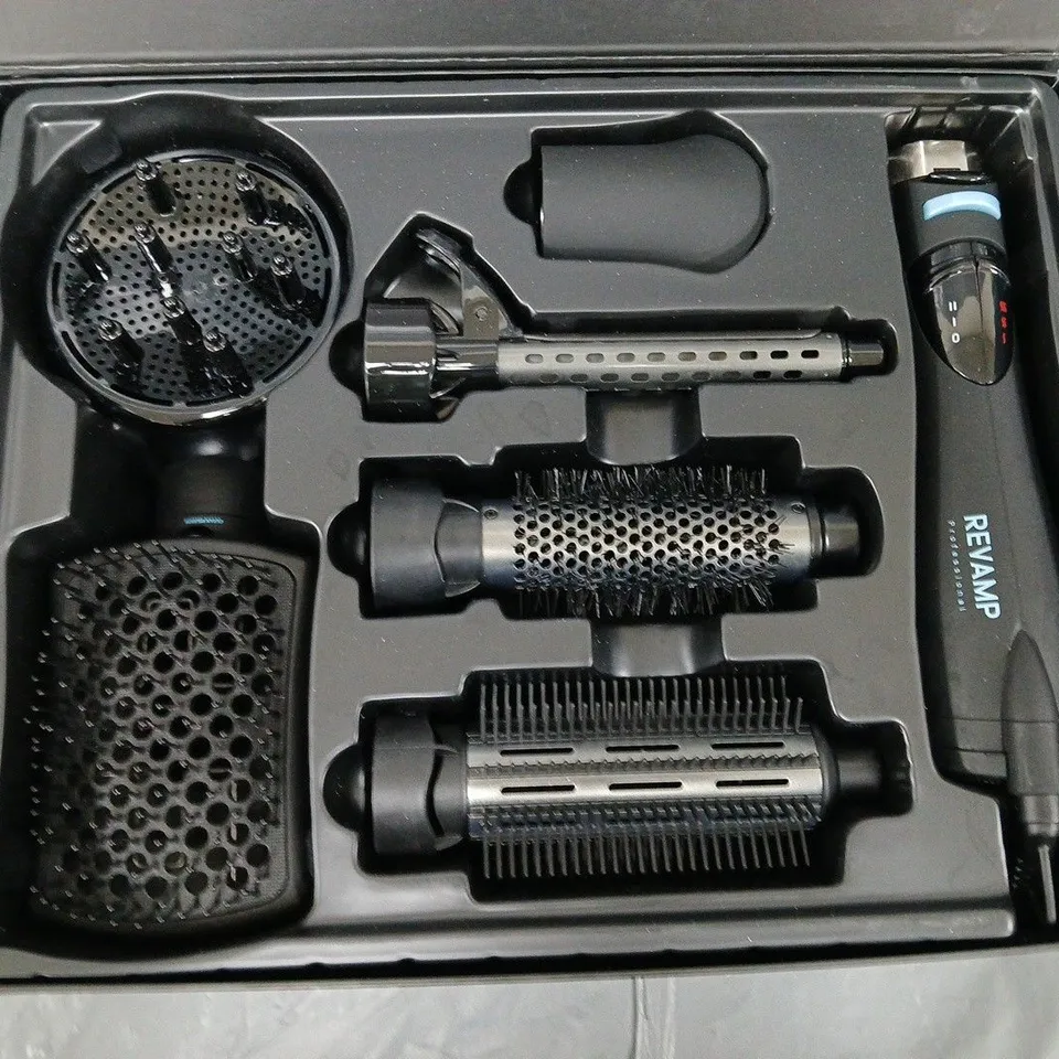 BOXED REVAMP PROGLOSS 6 IN 1 AIRSTYLER