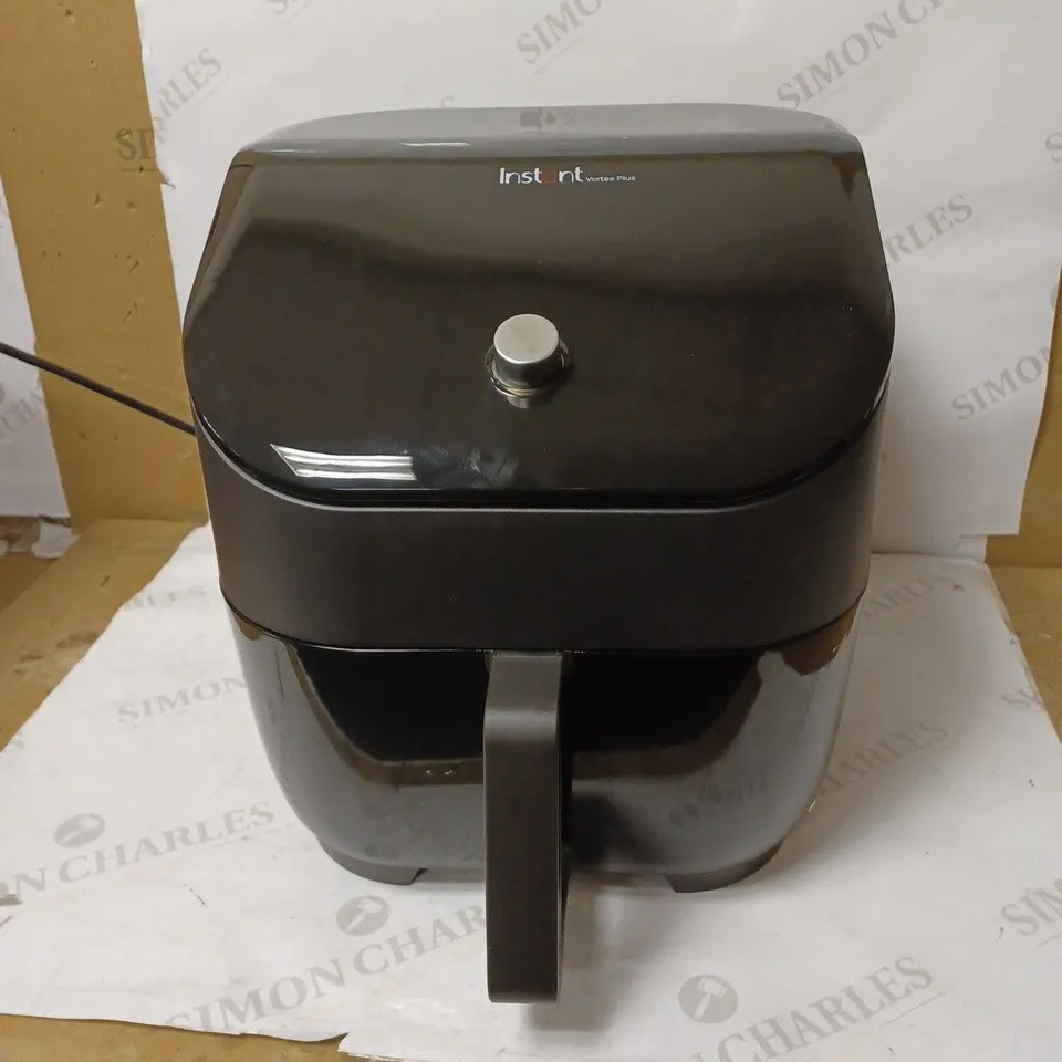 INSTANT POT VORTEX PLUS AIRFRYER