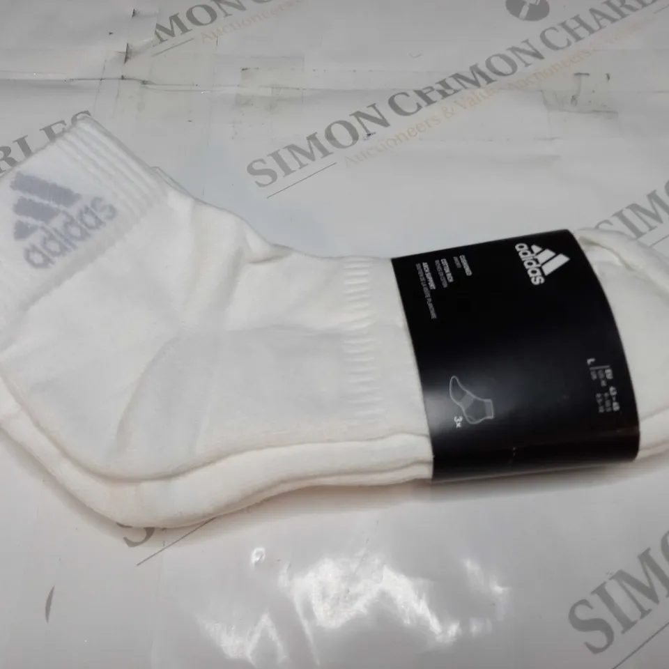3 ADIDAS CRUSH ANKLE SOCKS IN WHITE - LARGE