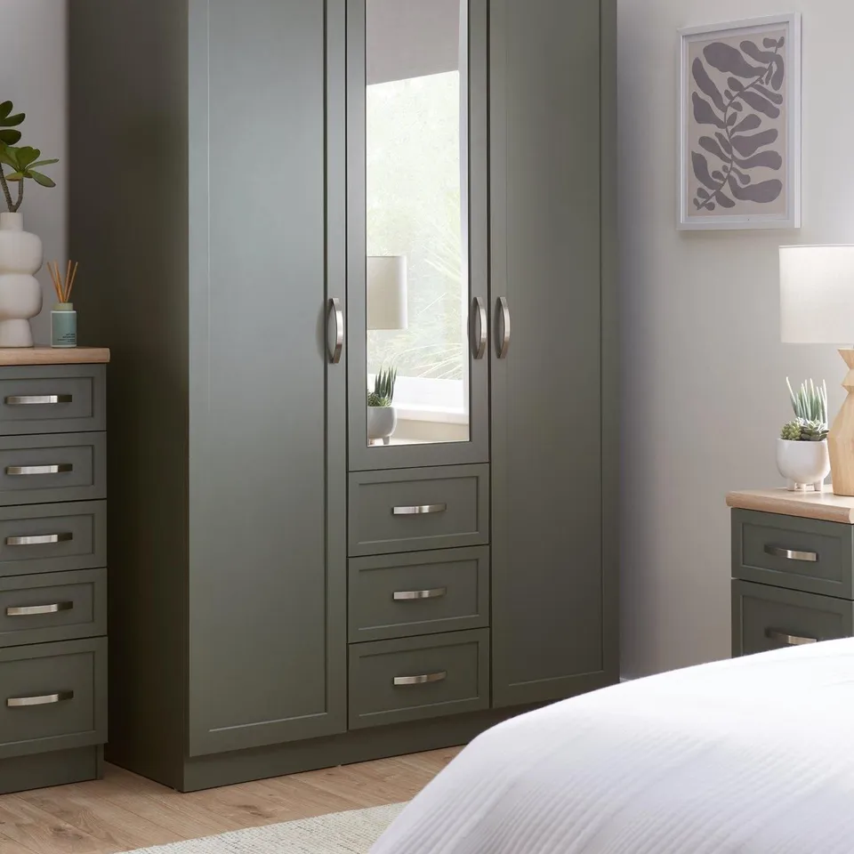 BOXED CAMBERLEY 3 DOOR, 3 DRAWER MIRRORED WARDROBE - GREEN (2 BOXES) RRP £299