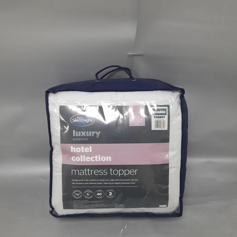 SILENT NIGHT HOTEL COLLECTION MATTRESS TOPPER - DOUBLE