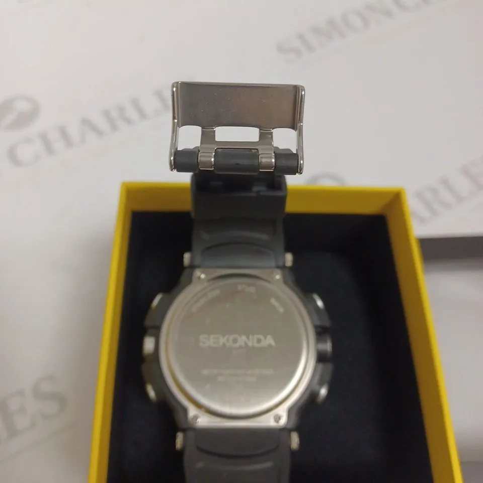 SEKONDA GENTS DIGITAL WATCH WITH SILICON STRAP - BLACK