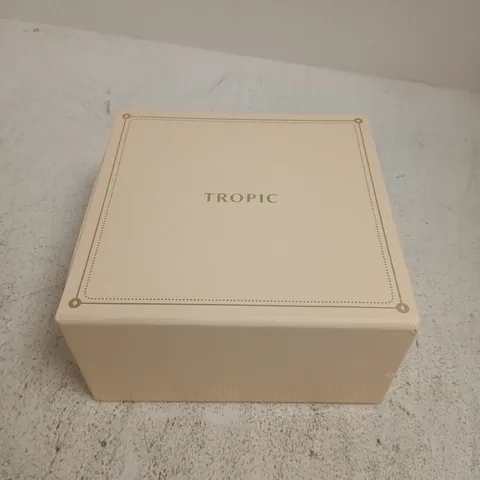 BOXED TROPIC THE OWN YOUR GLOW COLLECTION SEASON GIFT