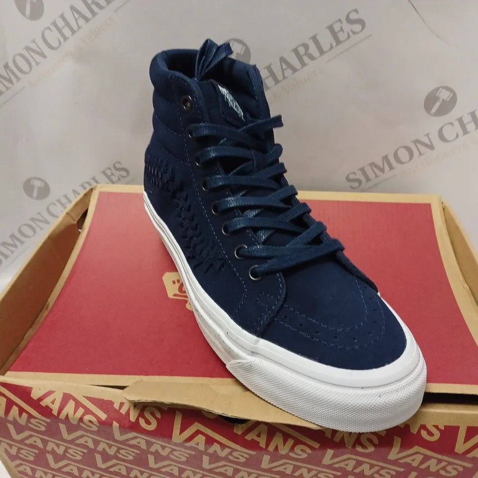 BOXED VANS HI WEAVE DX SUEDE LACE UP SNEAKER SHOES IN NAVY - UK 4.5