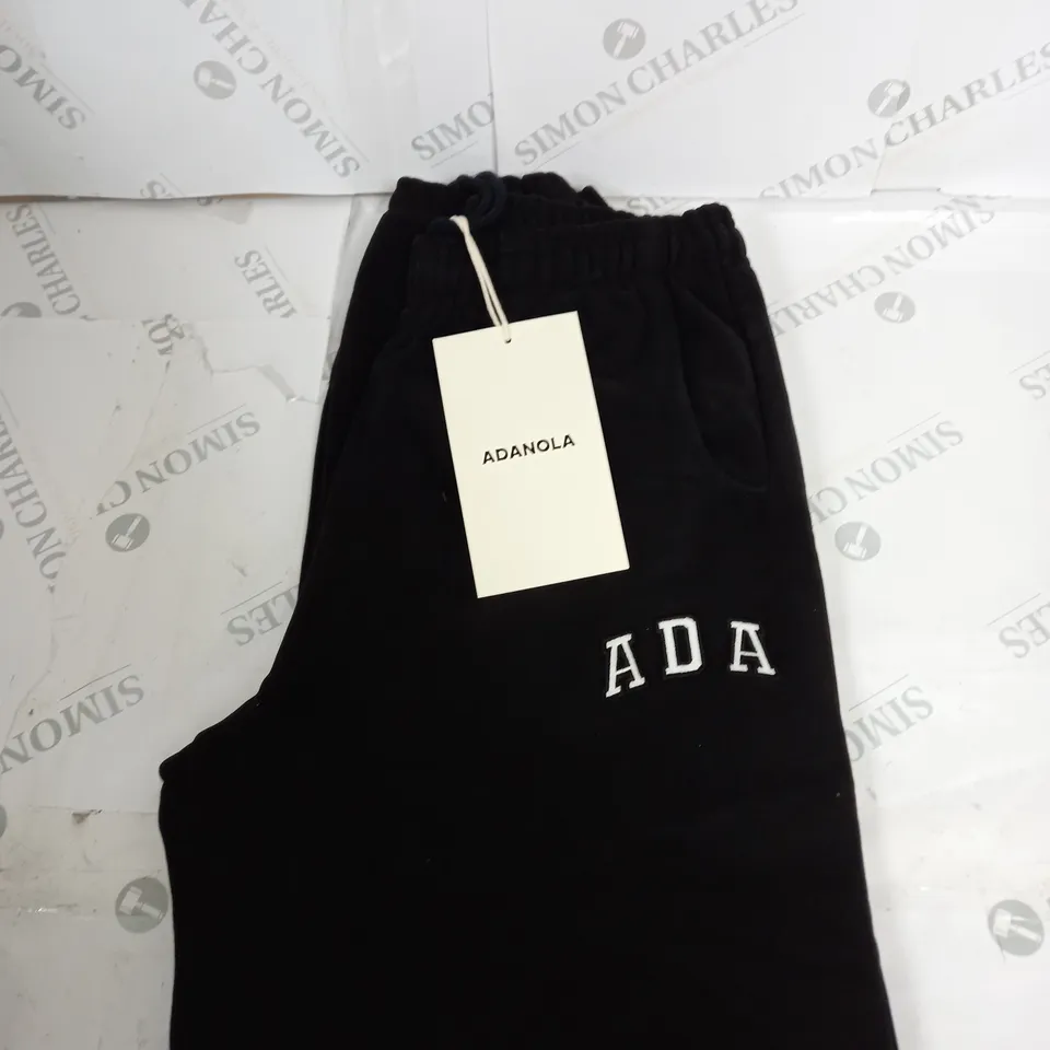 ADANOLA SWEATPANTS SIZE M