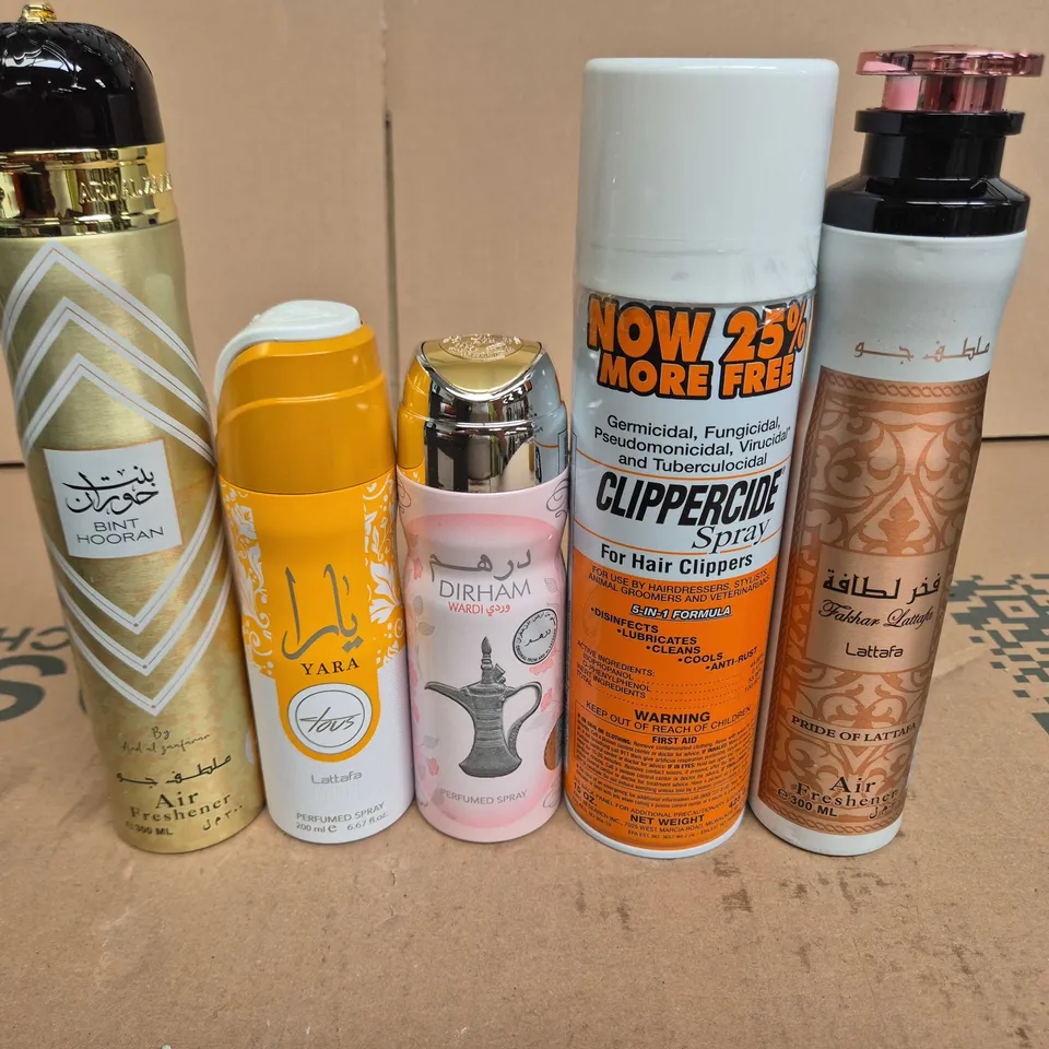 APPROXIMATELY 15 ASSORTED AEROSOLS TO INCLUDE CLIPPERCLIDE SPRAY , AIR FRESHENER AND PERFUMED SPRAY
