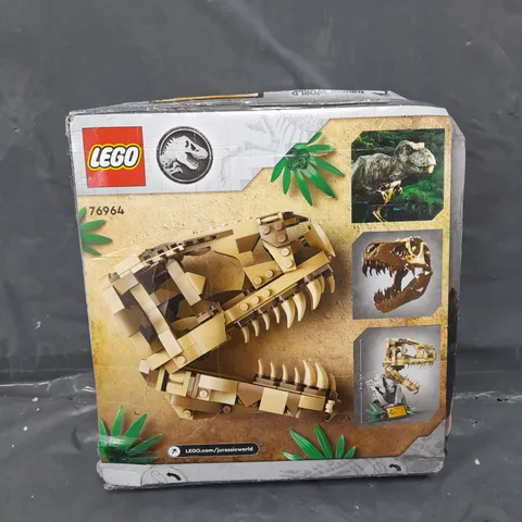 BOXED LEGO DINOSAUR FOSSILS T.REX SKULL 76964