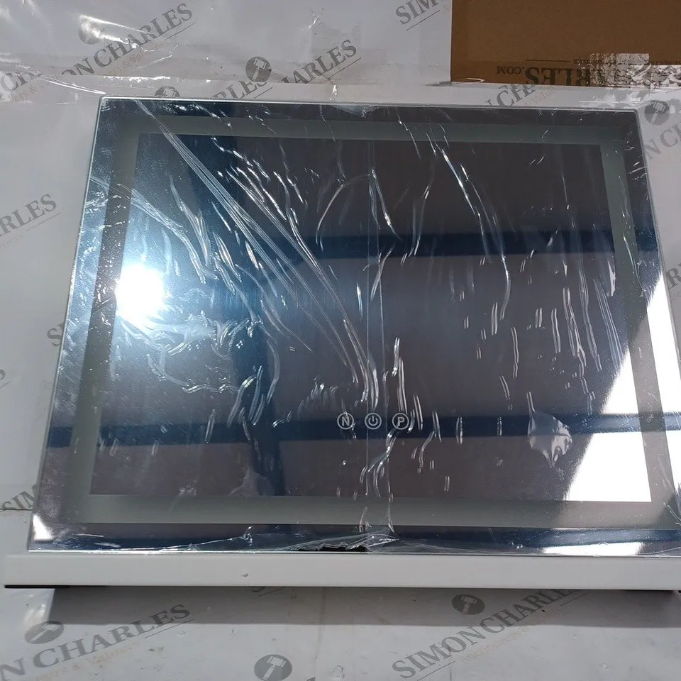 BOXED UNBRANDED VANITY MIRROR- collection only