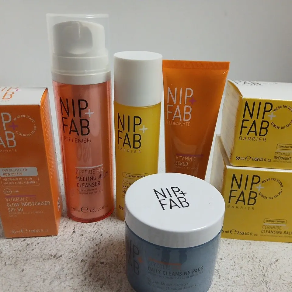 7 ASSORTED NIP+FAB PRODUCTS TO INCLUDE JELLY CLEANSER, VITAMIN C SCRUB, CLEANSING BALM, ETC 