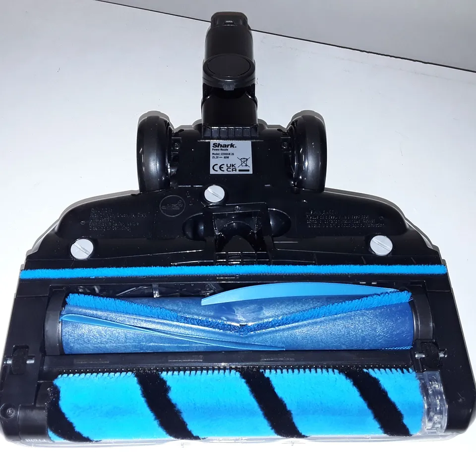 SHARK DUO CLEAN POWERFINS VACUUM HEAD