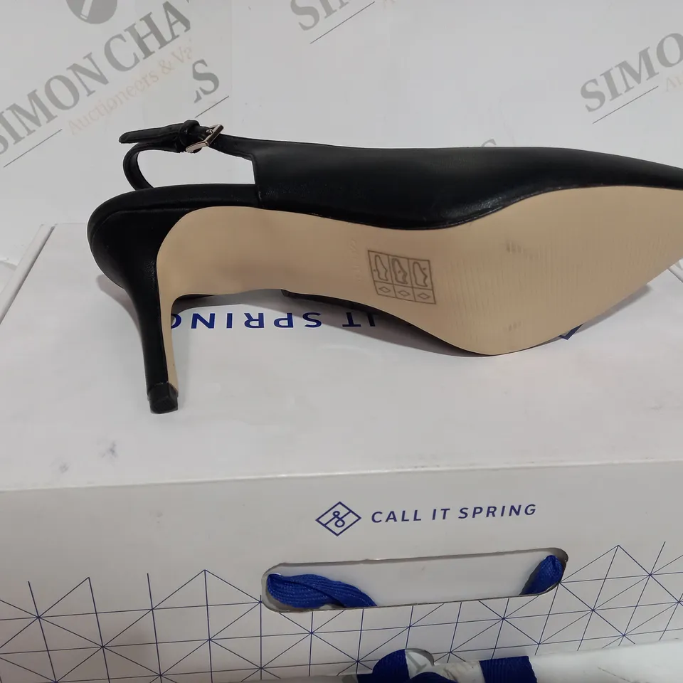 BOXED CALL IT SPRING MYKEL BLACK HEEL SHOES - SIZE 5