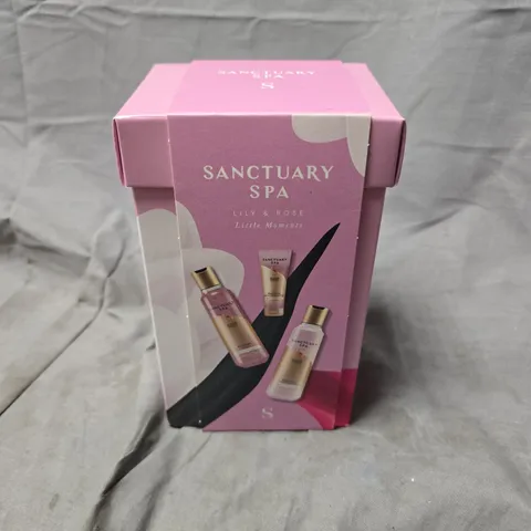BOXED SANCTUARY SPA LITTLE MOMENTS GIFT SET LILY & ROSE