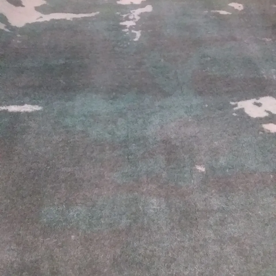 ABEL DREAM CAMOUFLAGE RUG - 160 X 230CM