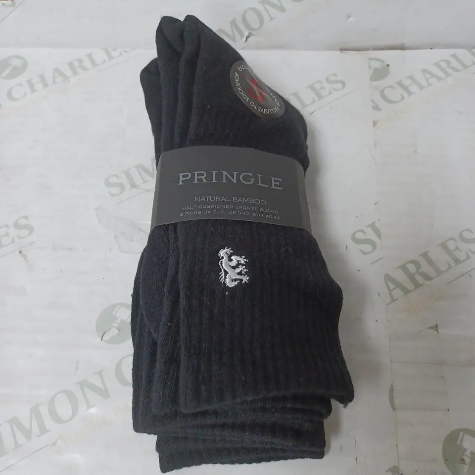 PRINGLE  NATURAL BAMBOO SPORT SOCKS IN BLACK - UK 7-11 - 3 PAIRS