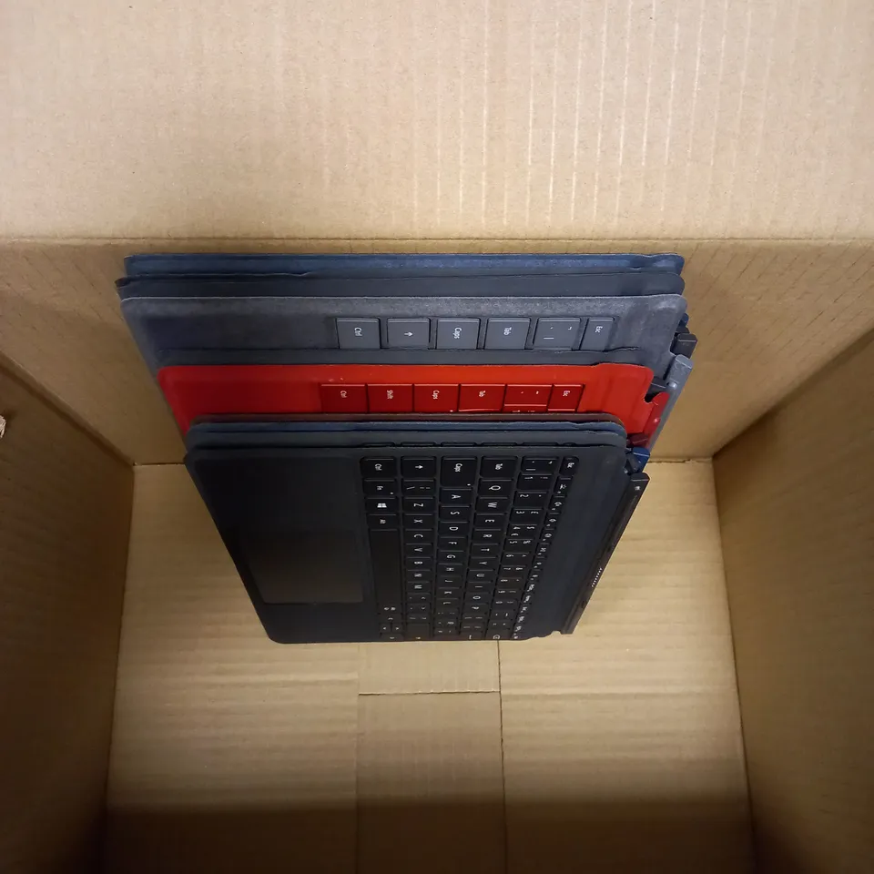 BOX OF APPROX 10 ASSORTED MICROSOFT SURFACE KEYBOARD ATTACHMENT. 