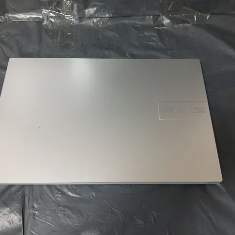 ASUS VIVOBOOK GO 15 E1504FA-NJ158W LAPTOP - 15.6IN FHD, AMD RYZEN 5, 8GB RAM, 512GB SSD - SILVER