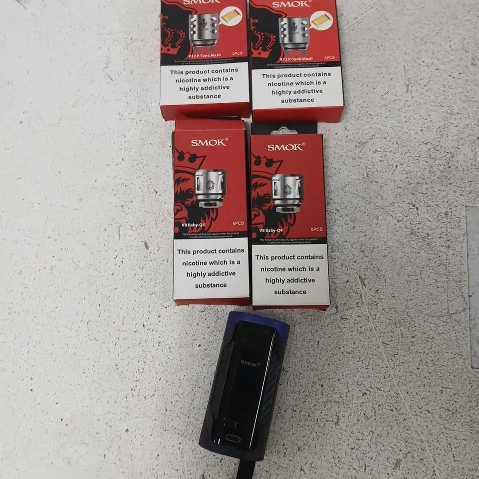 BOX OF APPROXIMATELY 60 ASSORTED E-CIGARETTES AND COMPONENTS TO INCLUDE: ASSORTED SMOK COILS 