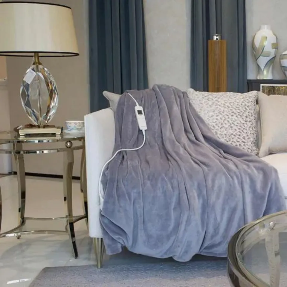 BOXED NEO 160W HEATHER THROW BLANKET - GREY // SIZE: 160 X 130cm