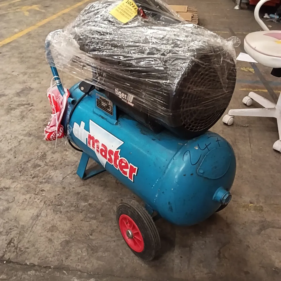 AIRMASTER TIGER 14/100P (O/L) 14CFM 100 LITRE 3HP BELT DRIVEN AIR COMPRESSOR (230V) 