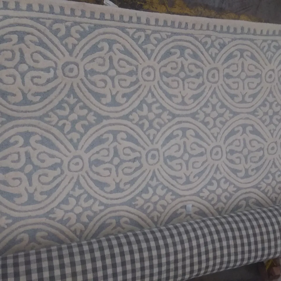 BARILE HAND TUFTED WOOL LIGHT BLUE RUG 183X274CM