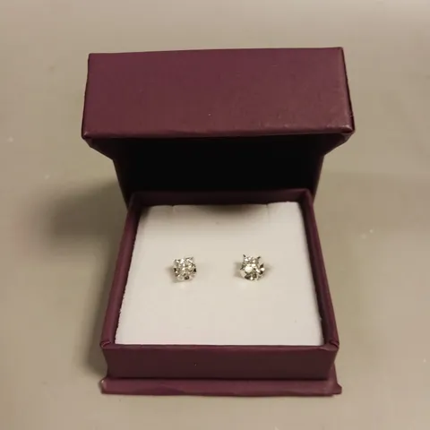 F.HINDS STONE STUD EARRINGS