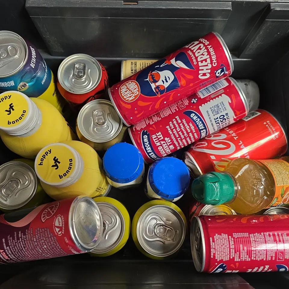APPROXIMATELY 15 ASSORTED DRINKS TO INCLUDE C4 COSMIC RAINBOW ZERO SUGAR, FANTA LEMON, YFOOD HAPPY BANANA, ETC - COLLECTION ONLY