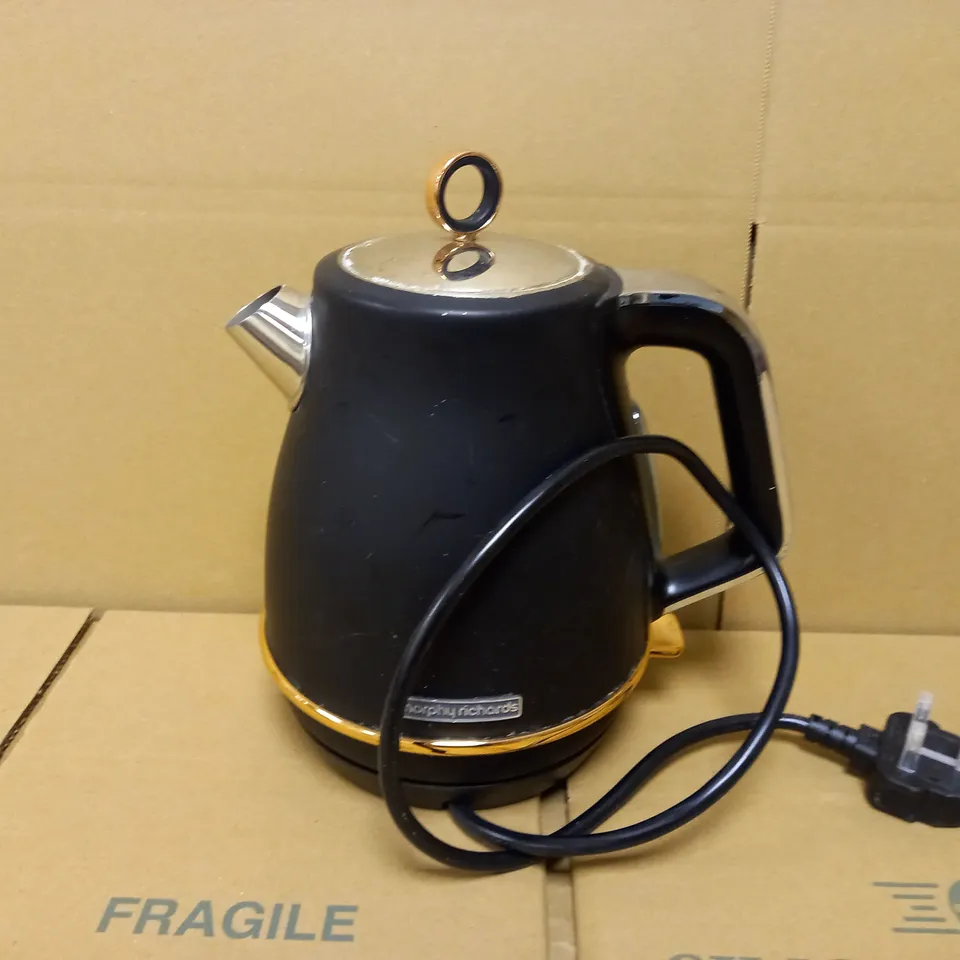 MORPHY RICHARDS EVOKE JUG KETTLE - BLACK/ROSE GOLD RRP £62.99