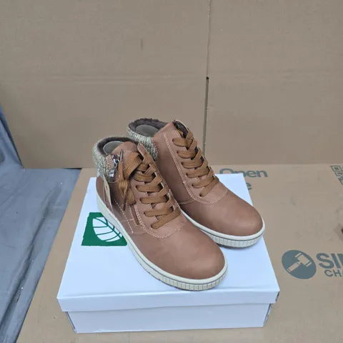 NATRELLE GISELLE B2904 WOMEN'S TAN ANKLE BOOTS – SIZE UK 6 