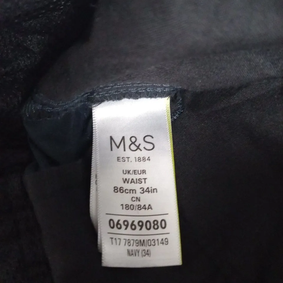 M&S COLLECTION MEN'S NAVY SHORTS, UK WAIST 34 (86CM)